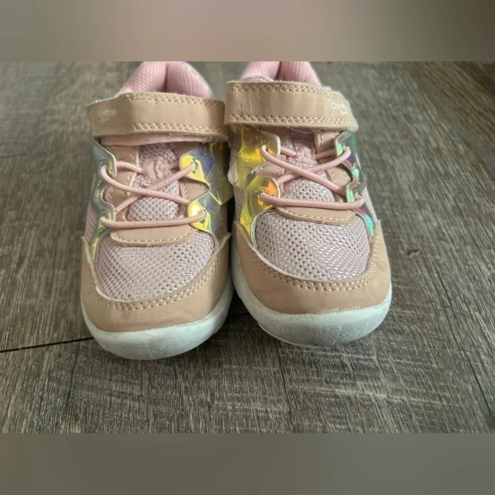 🌸 $10 SALE 🌸 Oshkosh Toddler Girls Shoes size 10